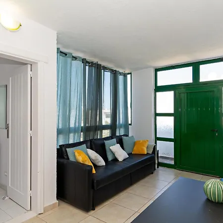 Tuscan Seaviews - 2br Pool & Terrace *
